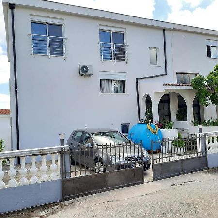 אולסינץ' Studio Apartments Jupo מראה חיצוני תמונה